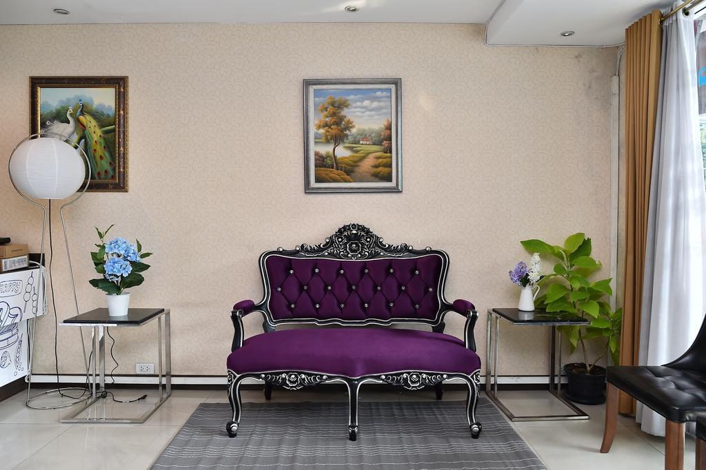 Take A Rest Hotel Bangkok Extérieur photo