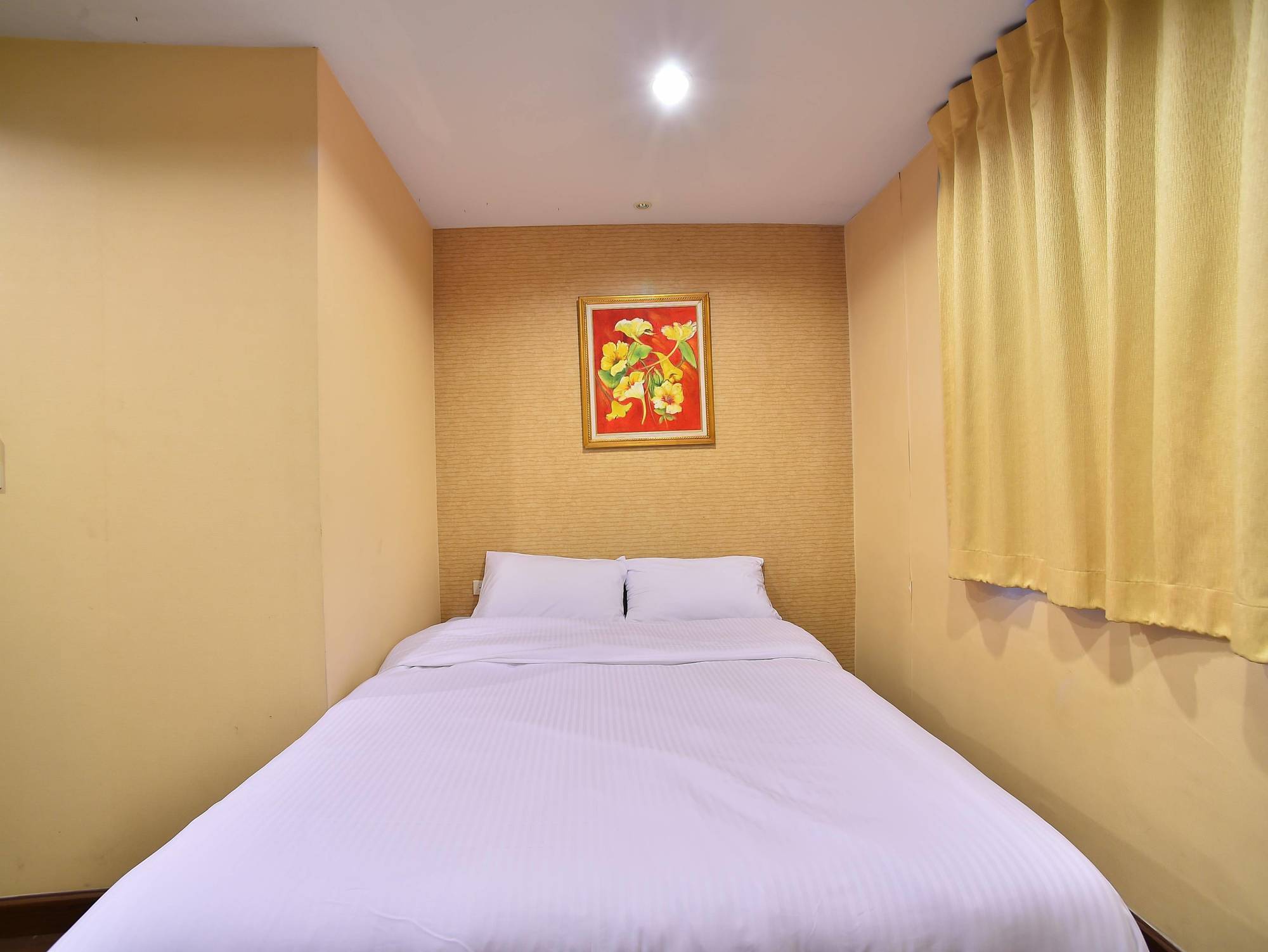 Take A Rest Hotel Bangkok Extérieur photo